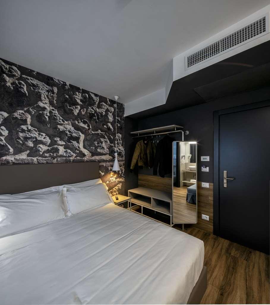 Best Western Hotel Corsi Torrimpietra Room photo