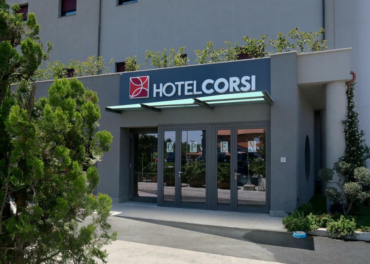 Best Western Hotel Corsi Torrimpietra Exterior photo